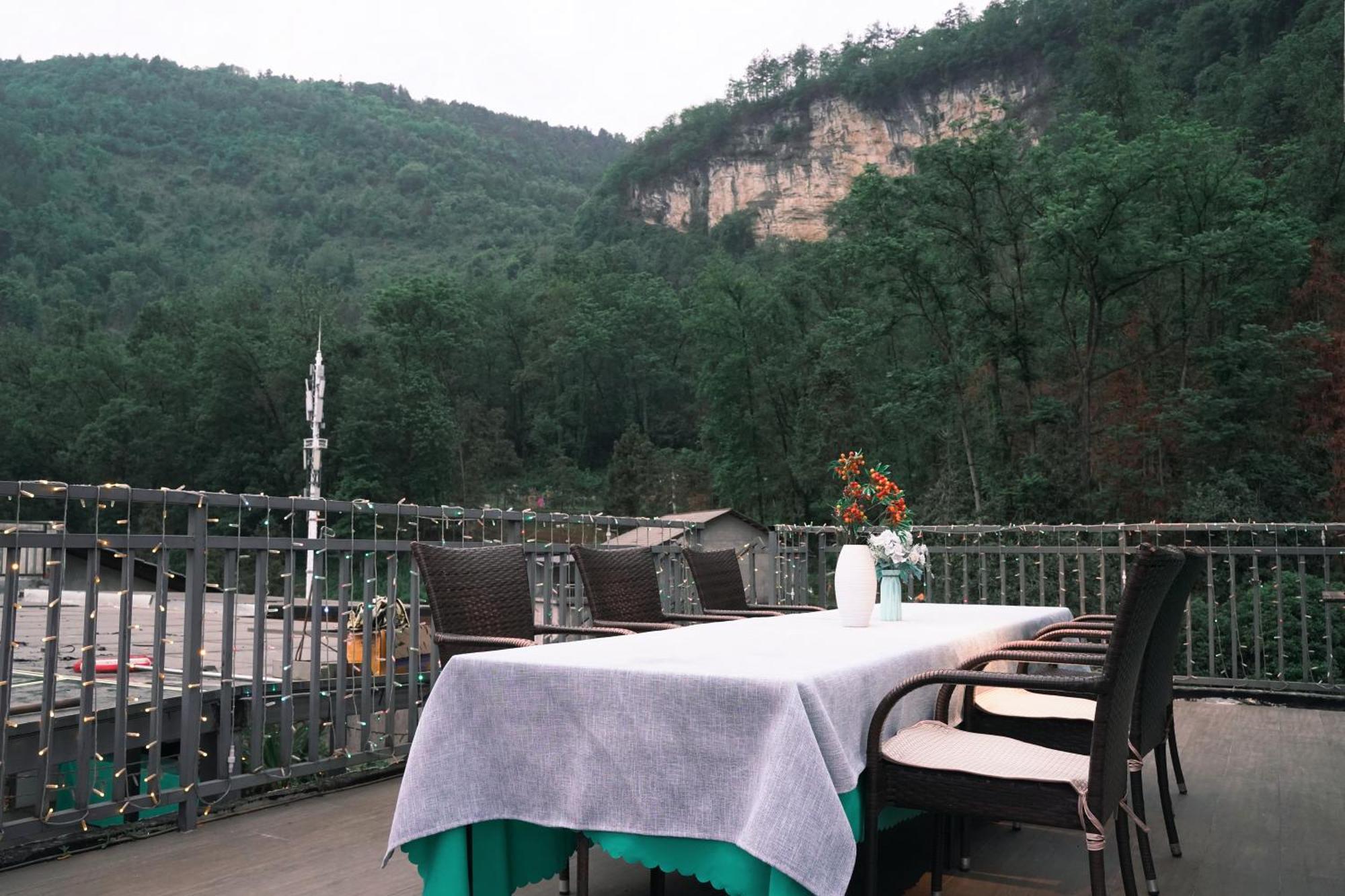 Appartement 一树一花客栈眷恋店 à Wulingyuan Extérieur photo